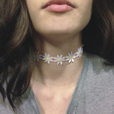 Flower Choker.