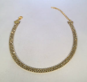 Nova Choker.