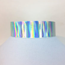 Thick Band Holographic Choker.